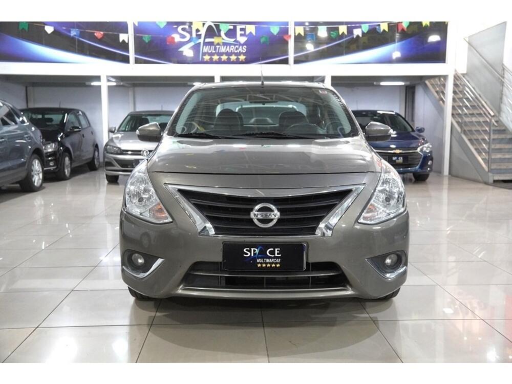 Nissan Versa