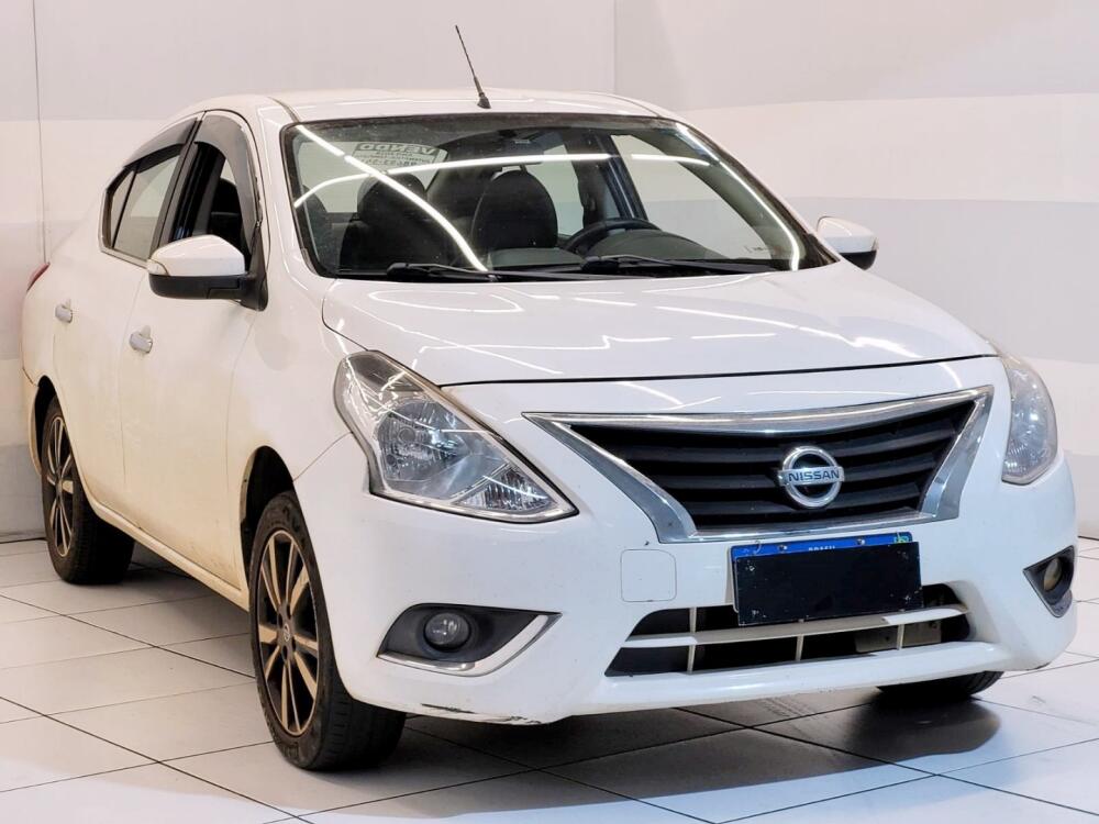Nissan Versa