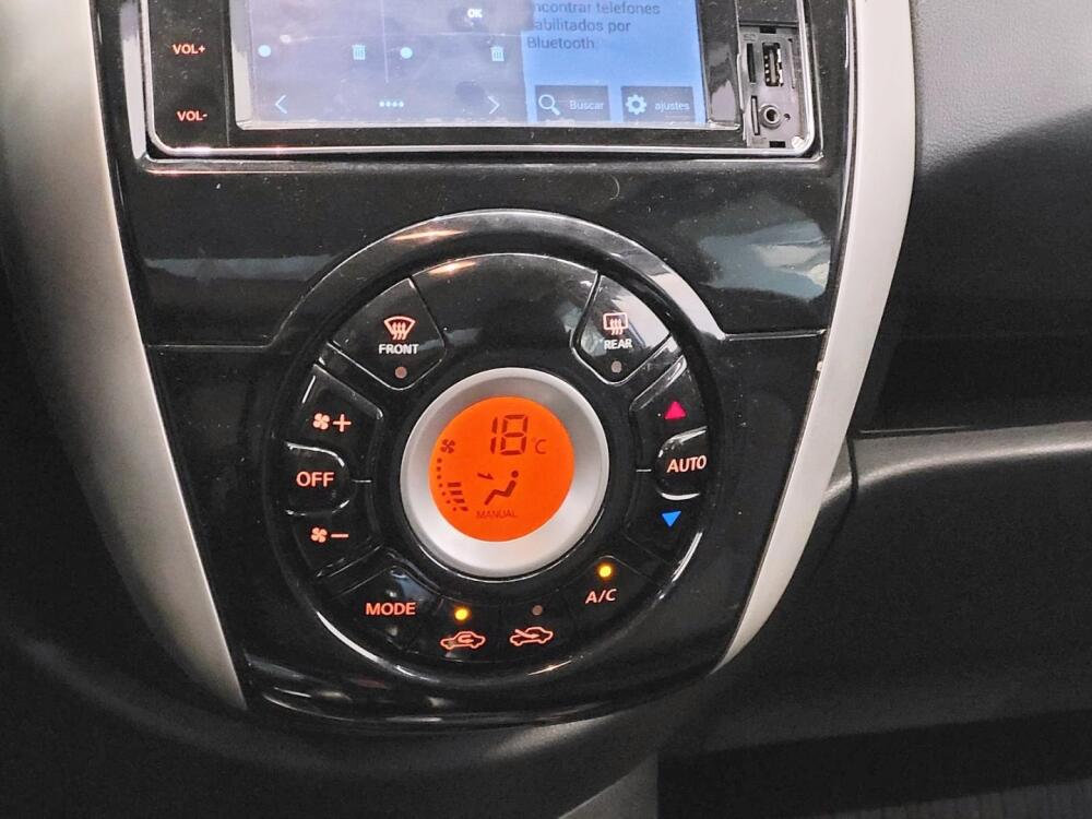 Nissan Versa