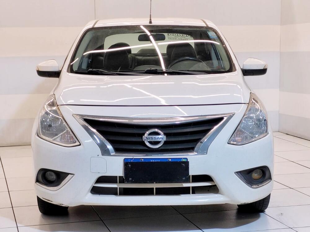 Nissan Versa