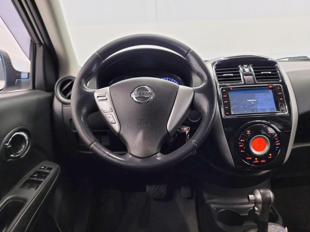 Nissan Versa