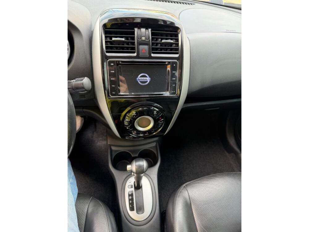 Nissan Versa