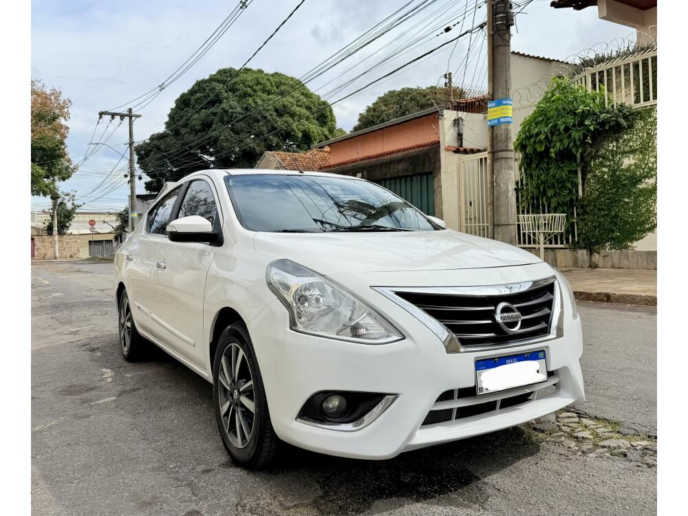 Nissan Versa