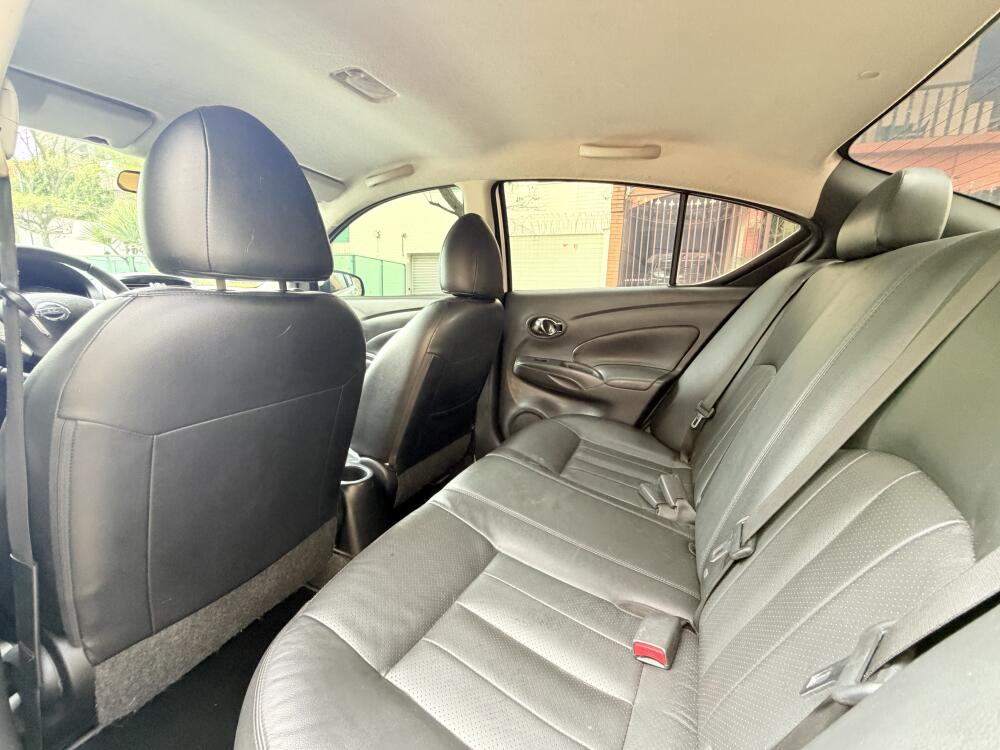 Nissan Versa