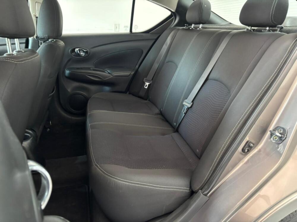 Nissan Versa
