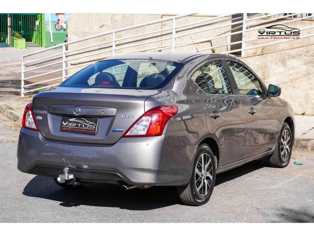 Nissan Versa