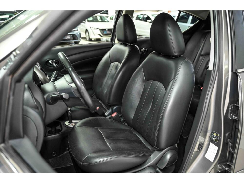 Nissan Versa