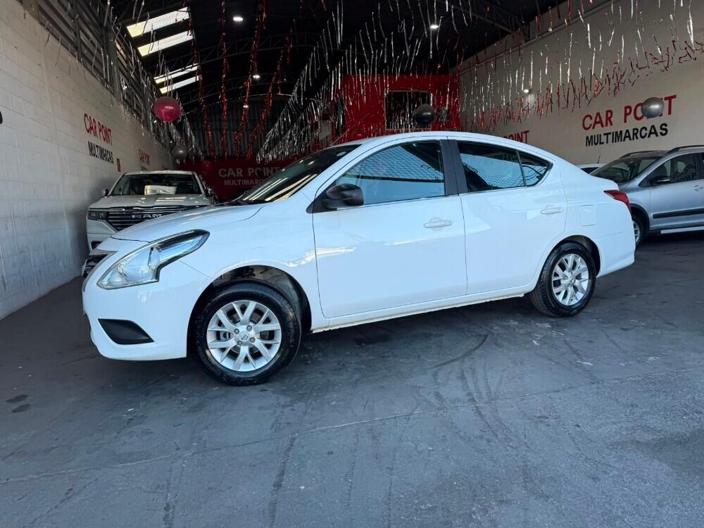 Nissan Versa