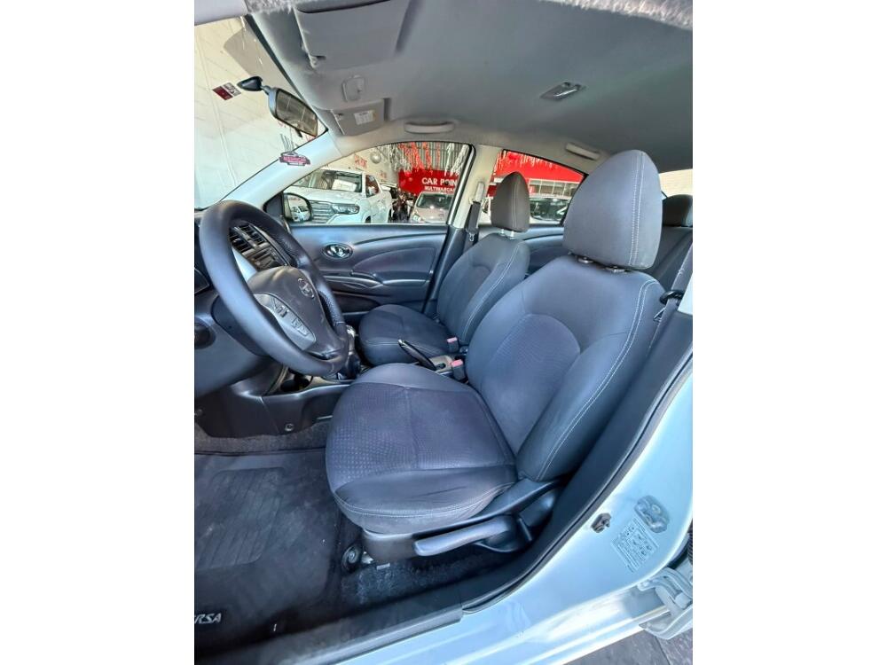 Nissan Versa