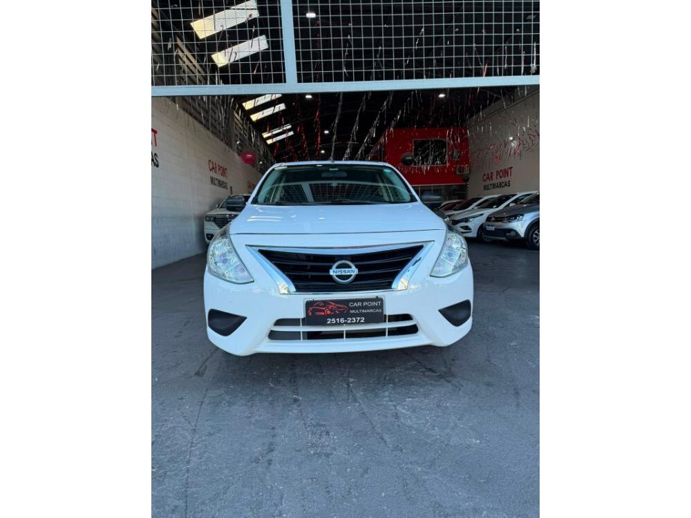 Nissan Versa