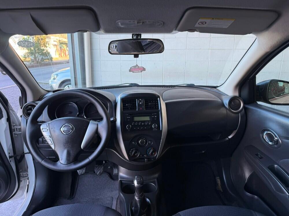 Nissan Versa