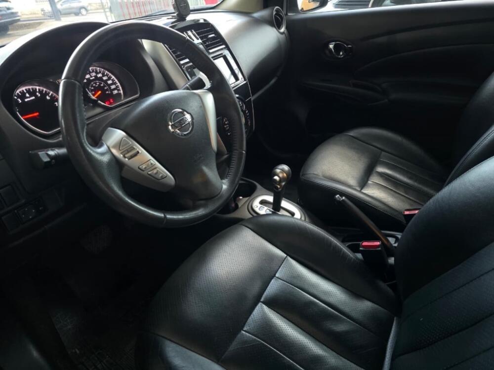 Nissan Versa