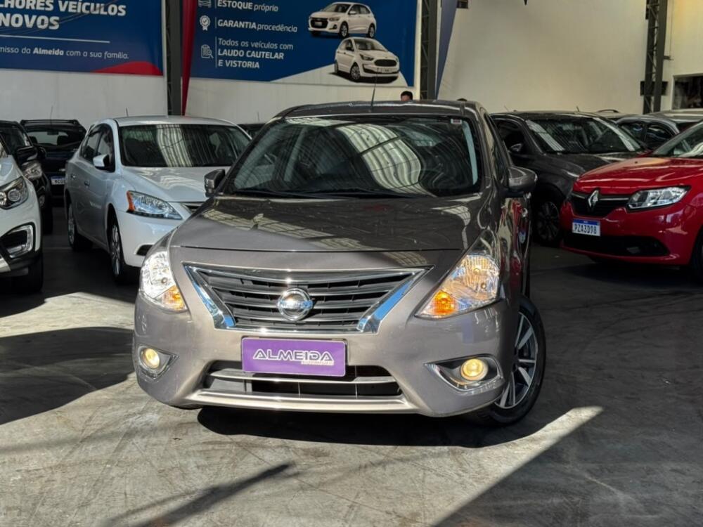 Nissan Versa