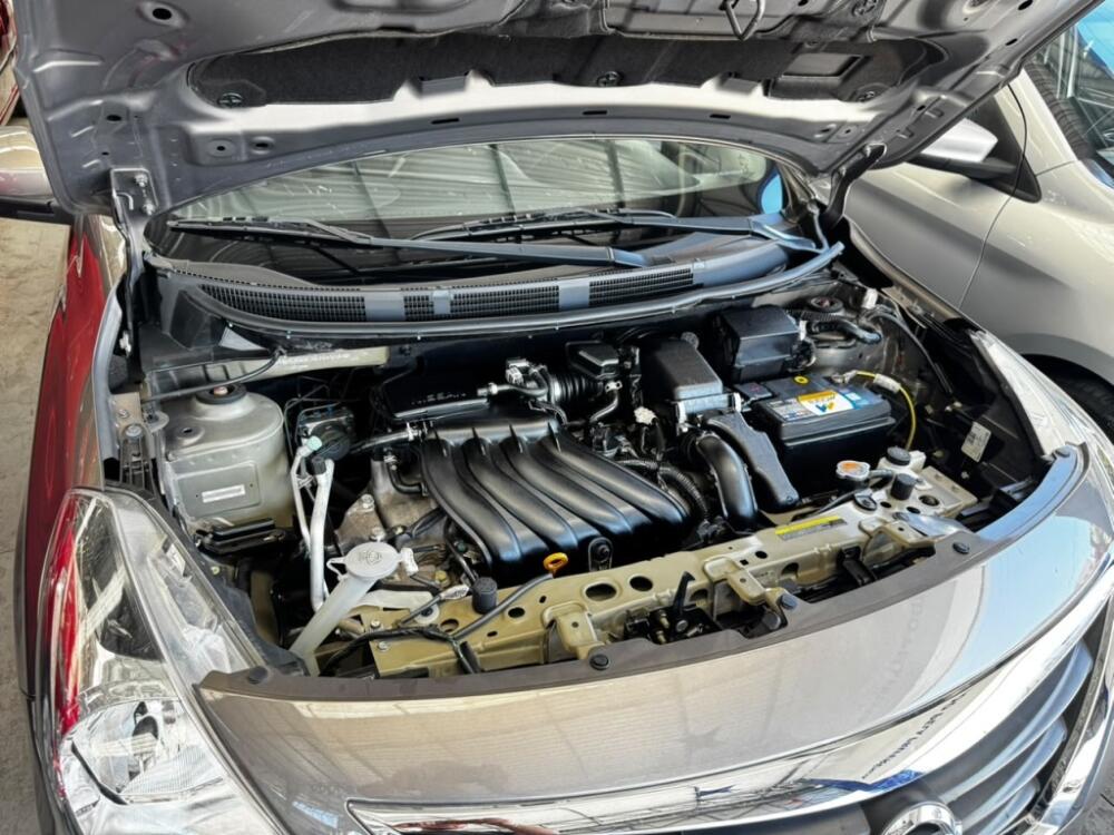 Nissan Versa