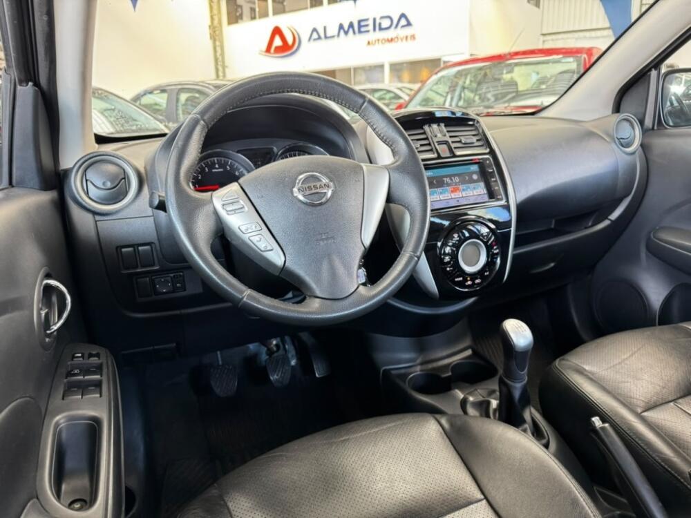 Nissan Versa