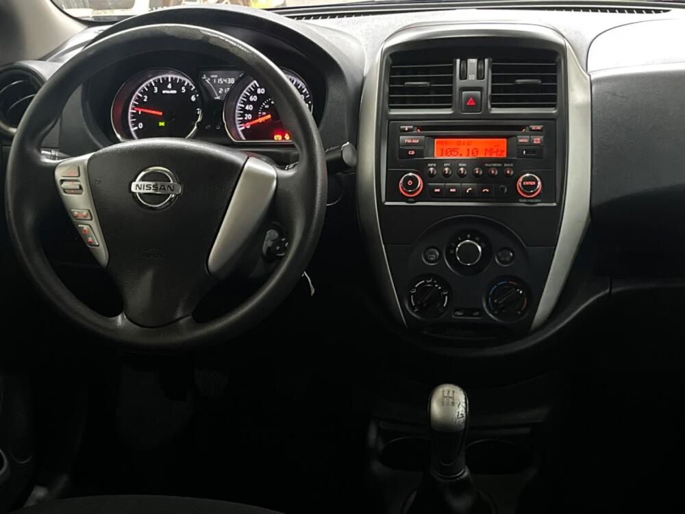 Nissan Versa
