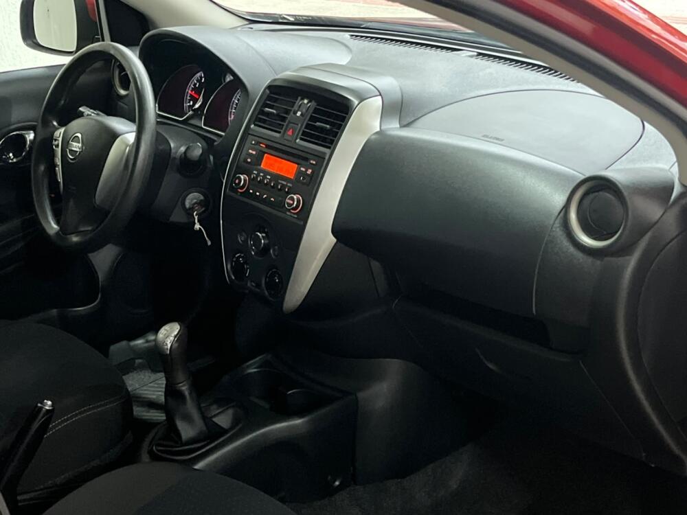 Nissan Versa