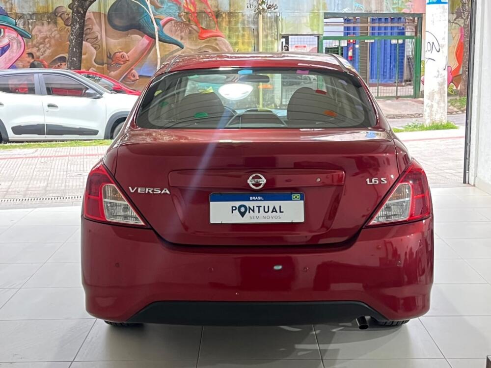 Nissan Versa