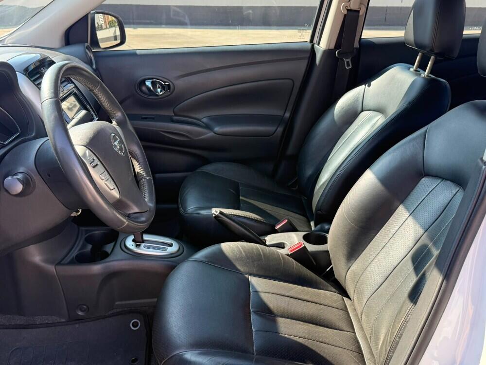Nissan Versa