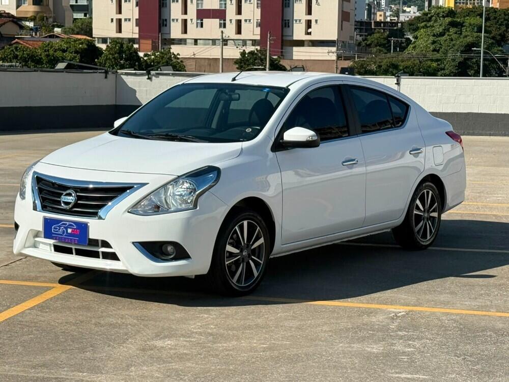 Nissan Versa