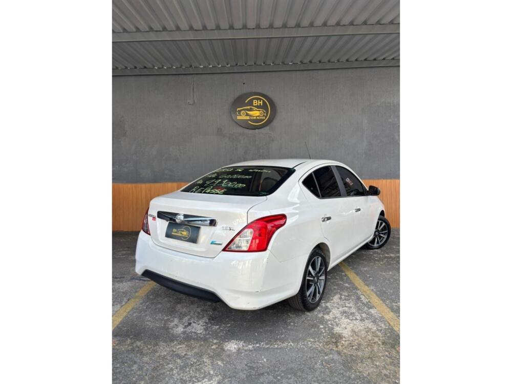 Nissan Versa