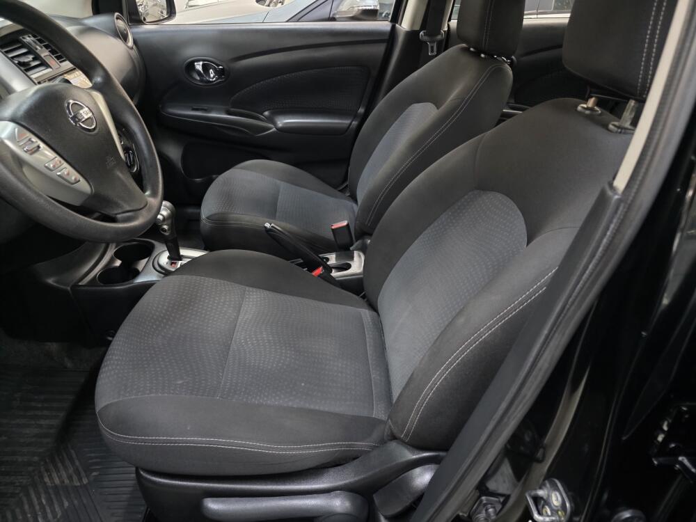 Nissan Versa