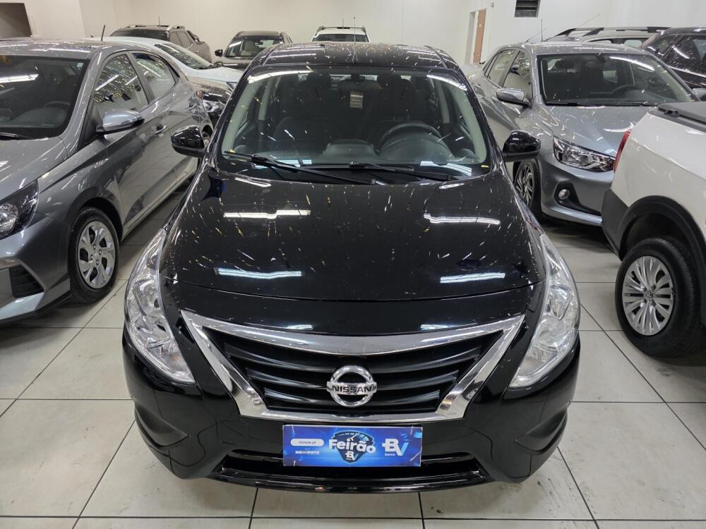 Nissan Versa