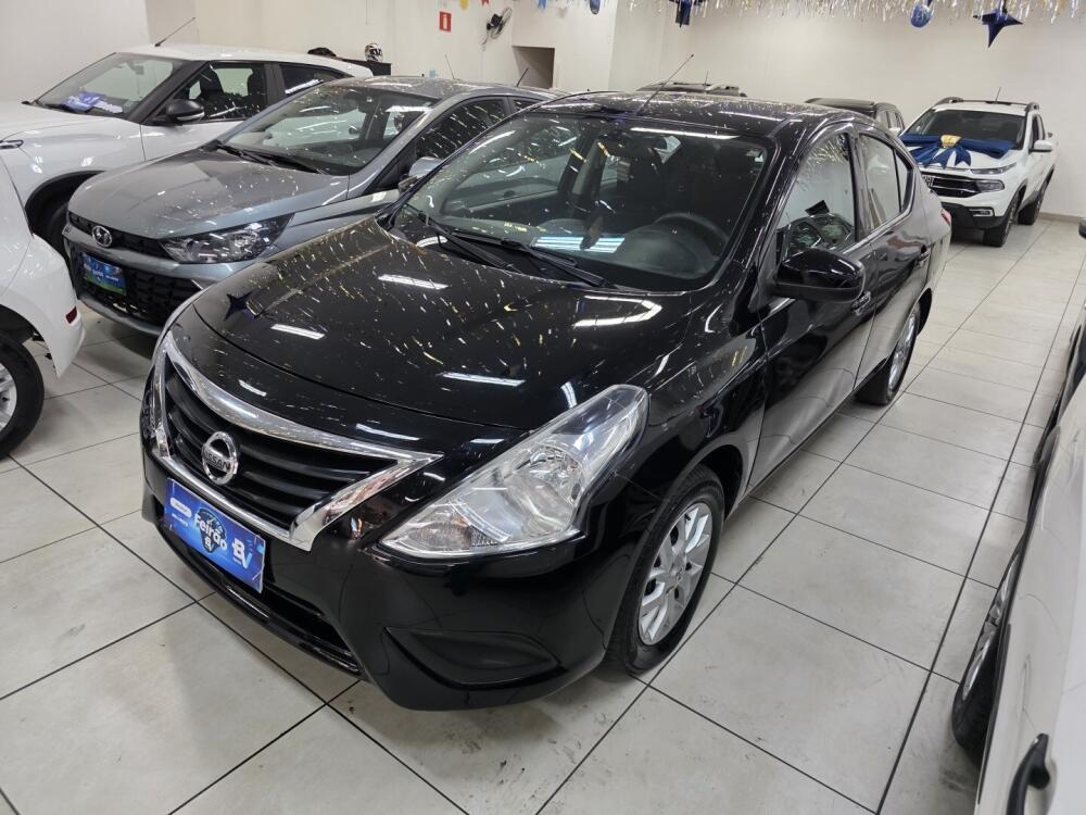 Nissan Versa