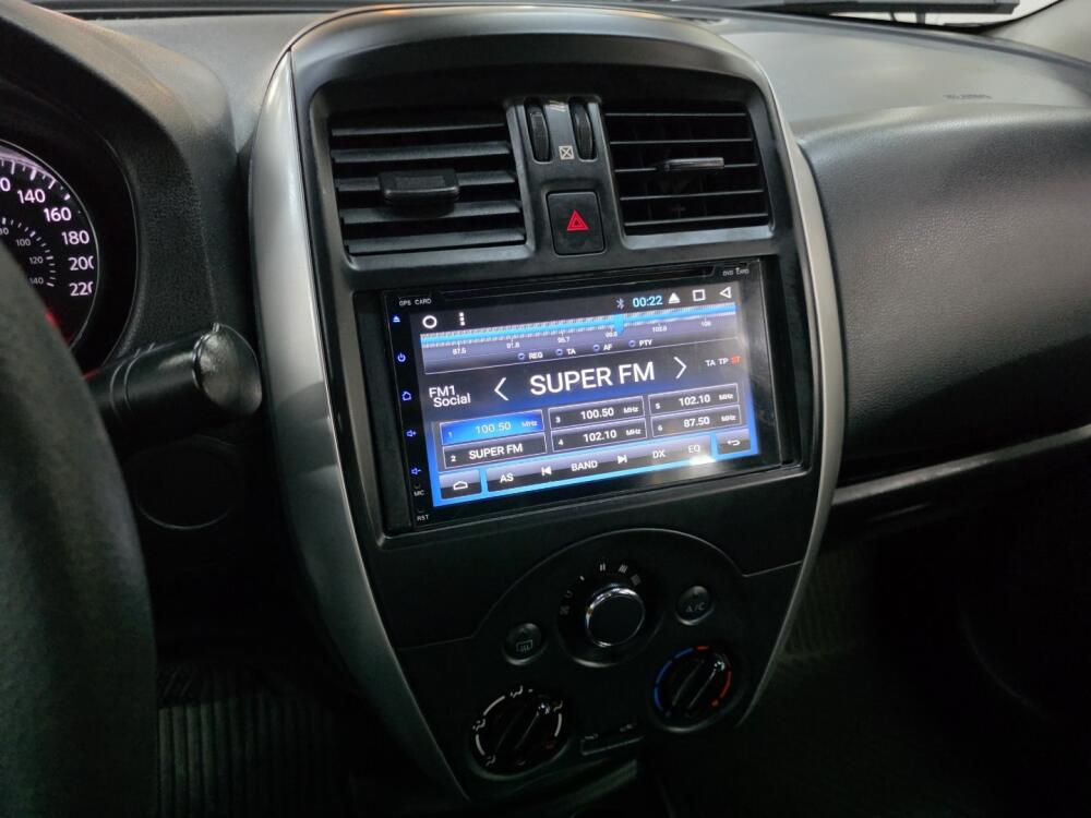 Nissan Versa