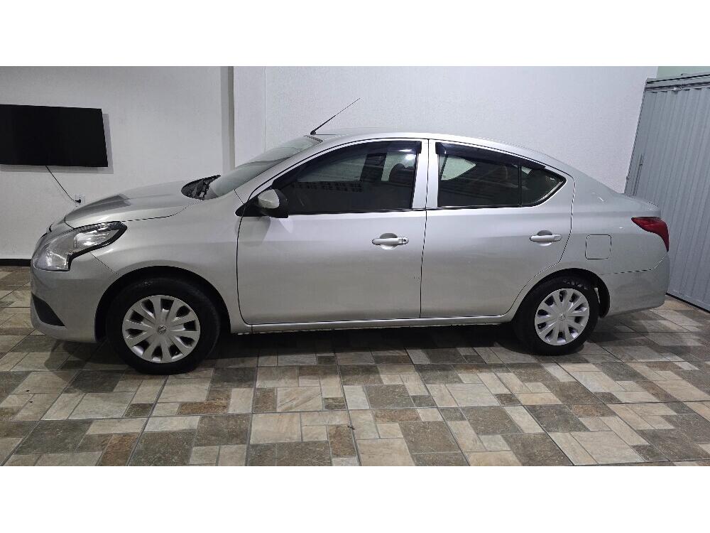 Nissan Versa S 1.6 16V 2018