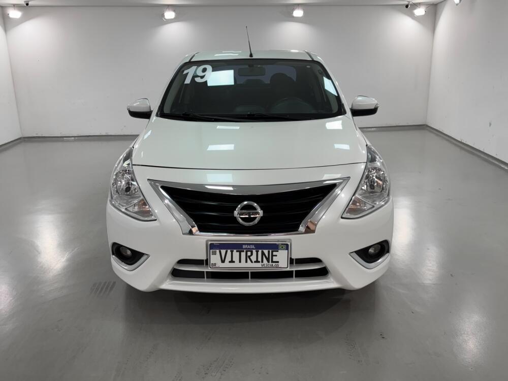 Nissan Versa