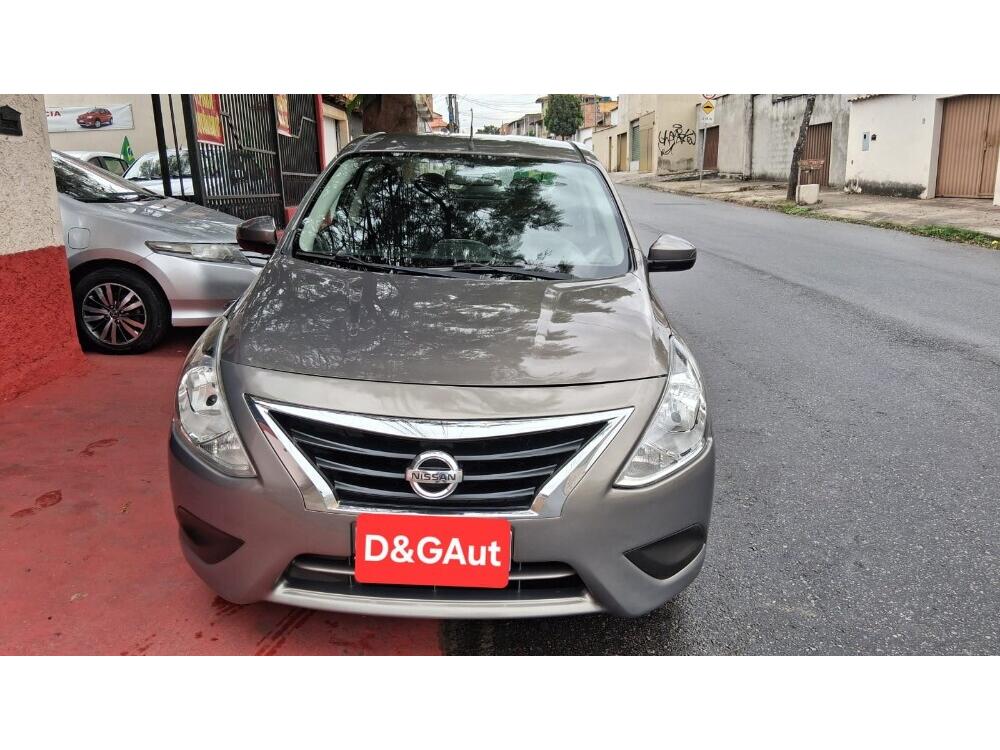 Nissan Versa