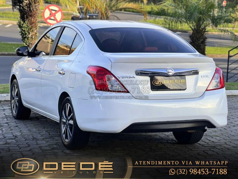 Nissan Versa
