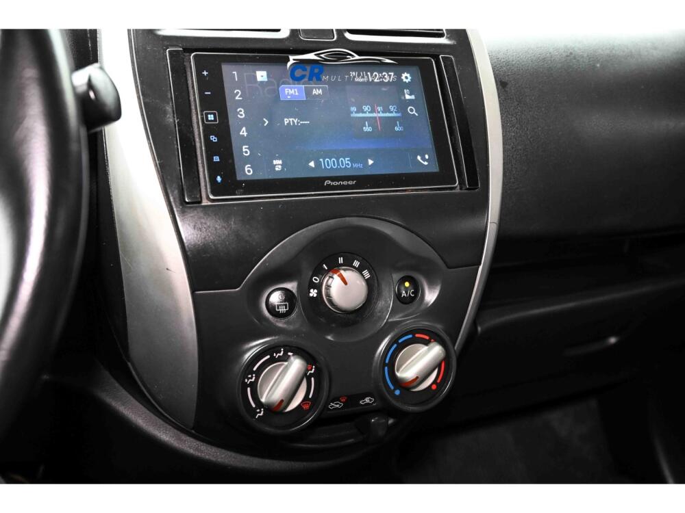 Nissan Versa