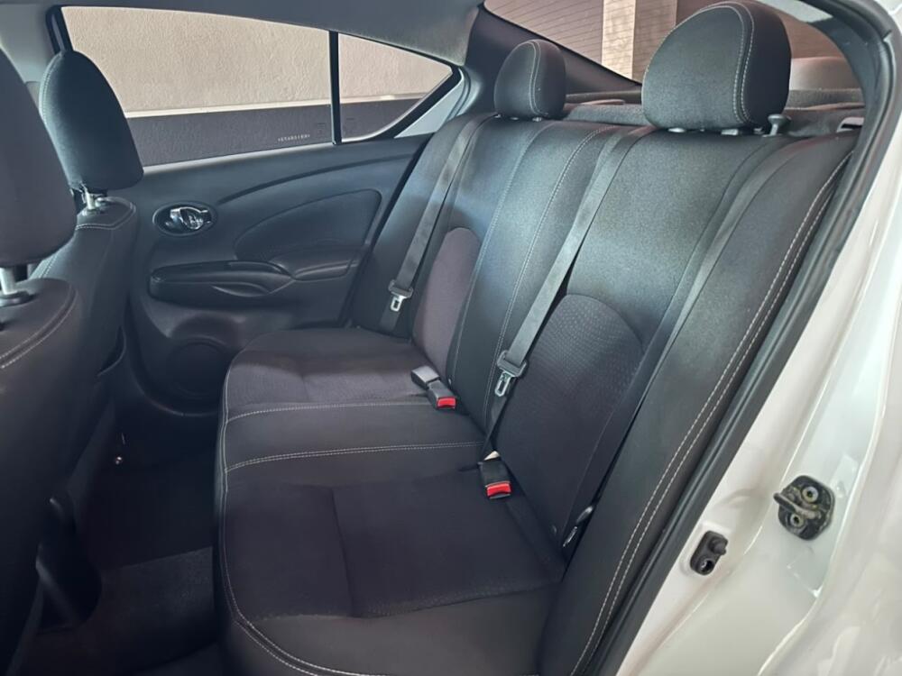 Nissan Versa