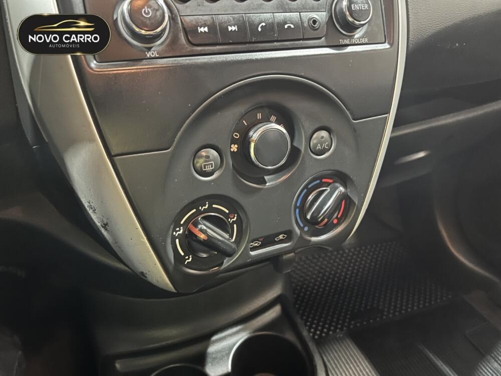 Nissan Versa