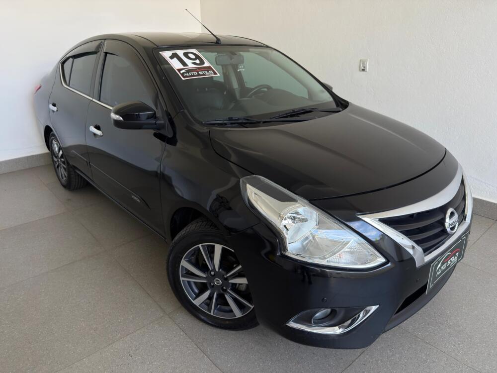 Nissan Versa