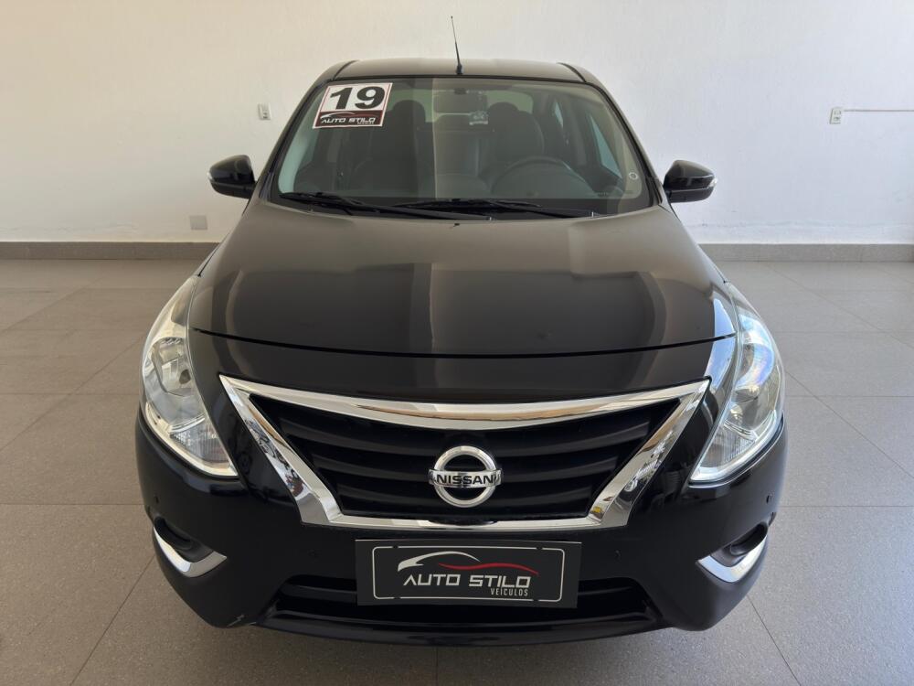 Nissan Versa