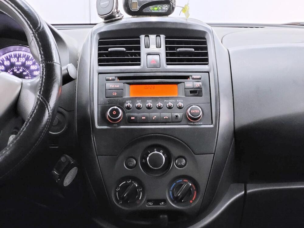 Nissan Versa