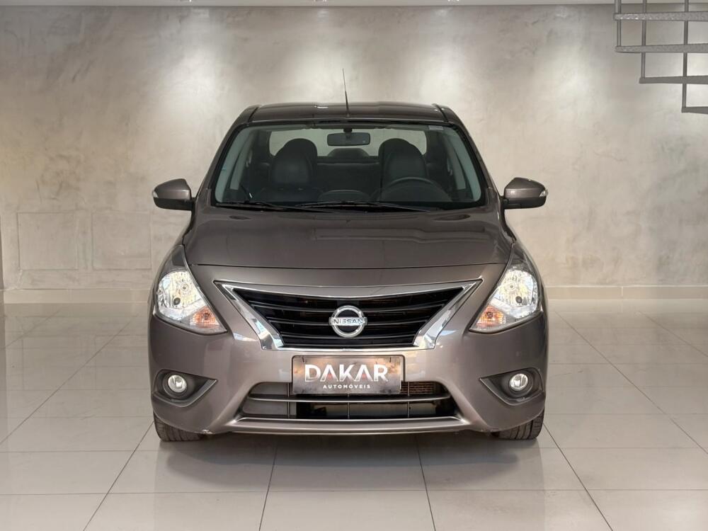 Nissan Versa