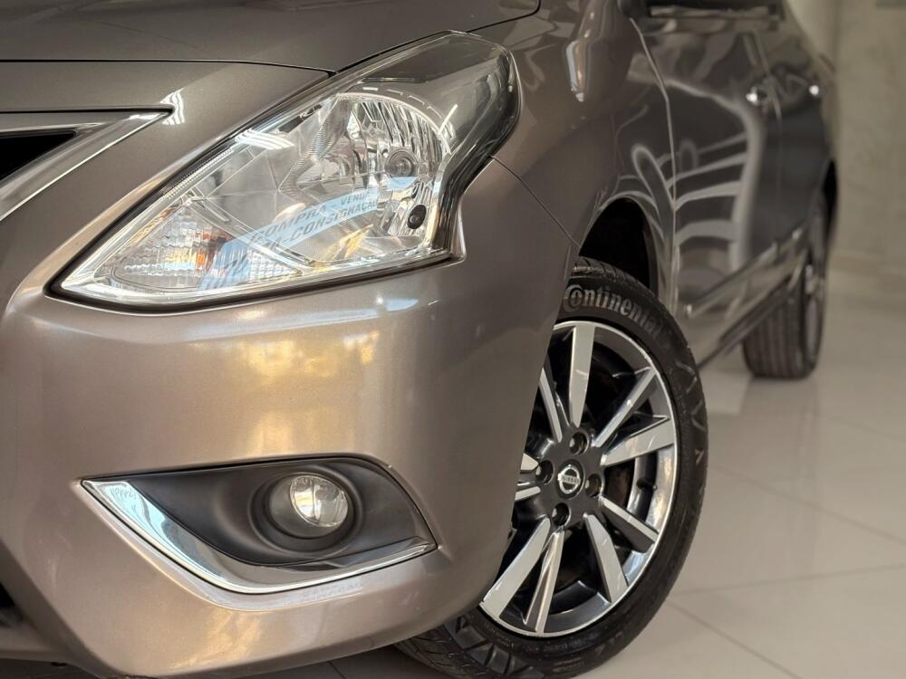 Nissan Versa