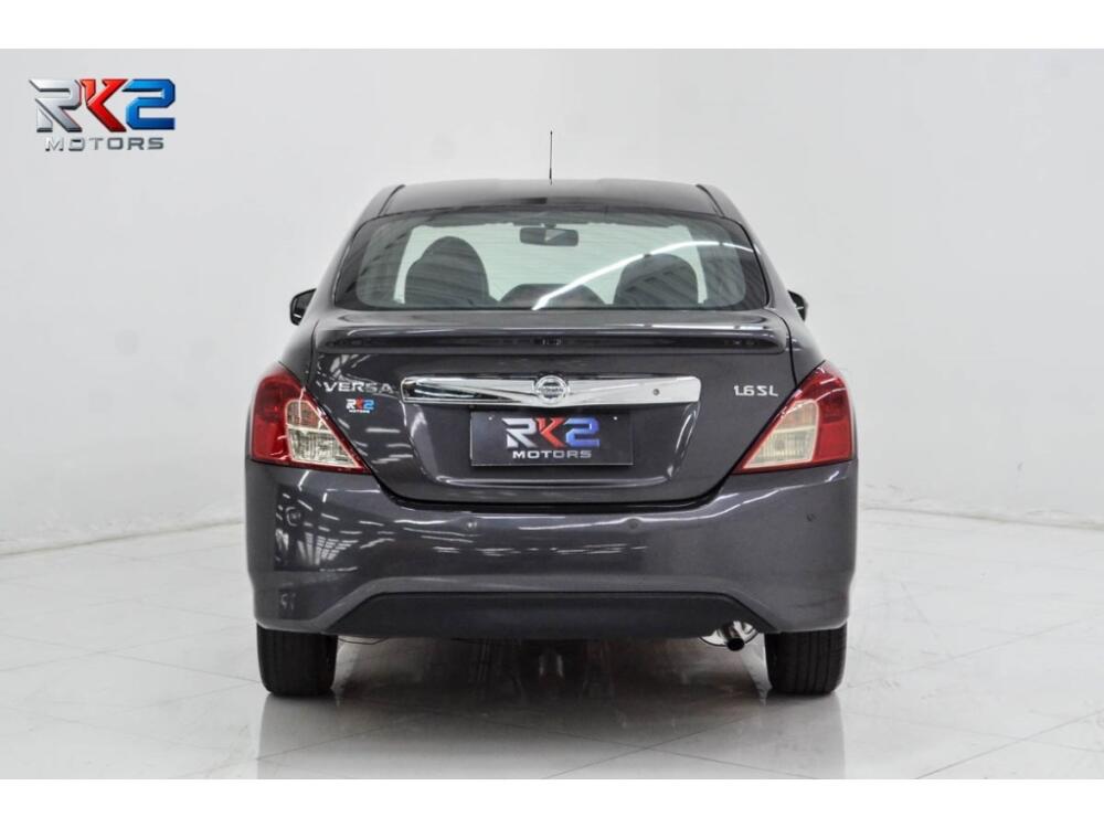 Nissan Versa