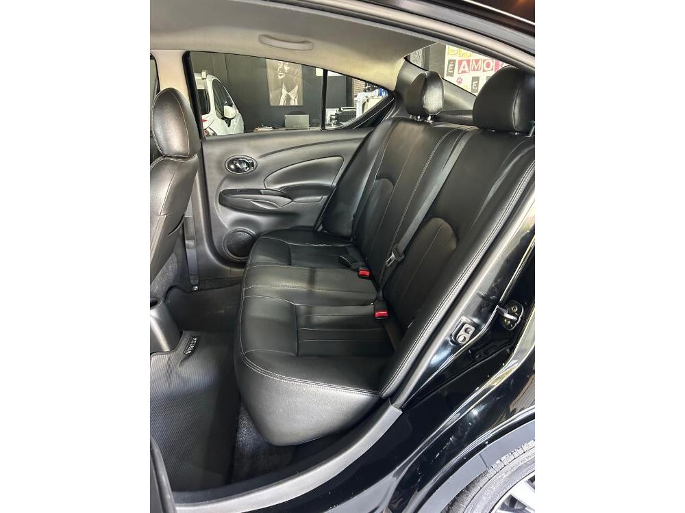 Nissan Versa
