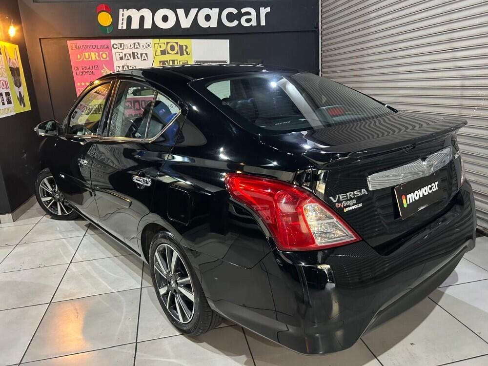 Nissan Versa