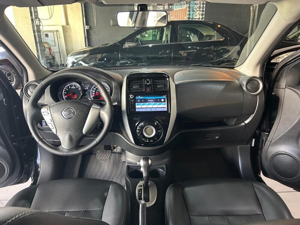 Nissan Versa