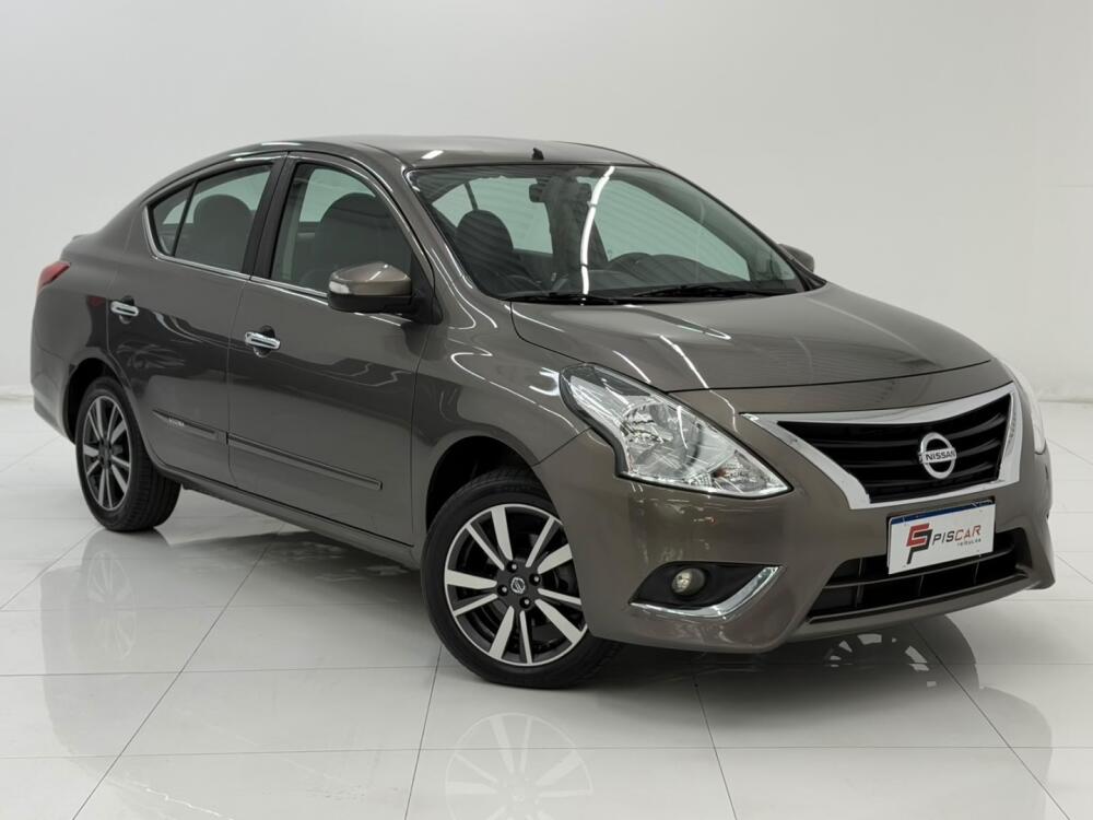 Nissan Versa