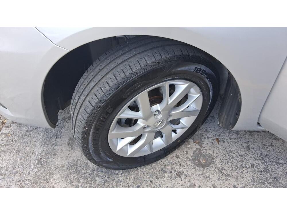 Nissan Versa