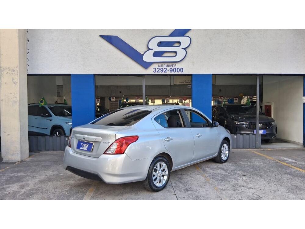 Nissan Versa