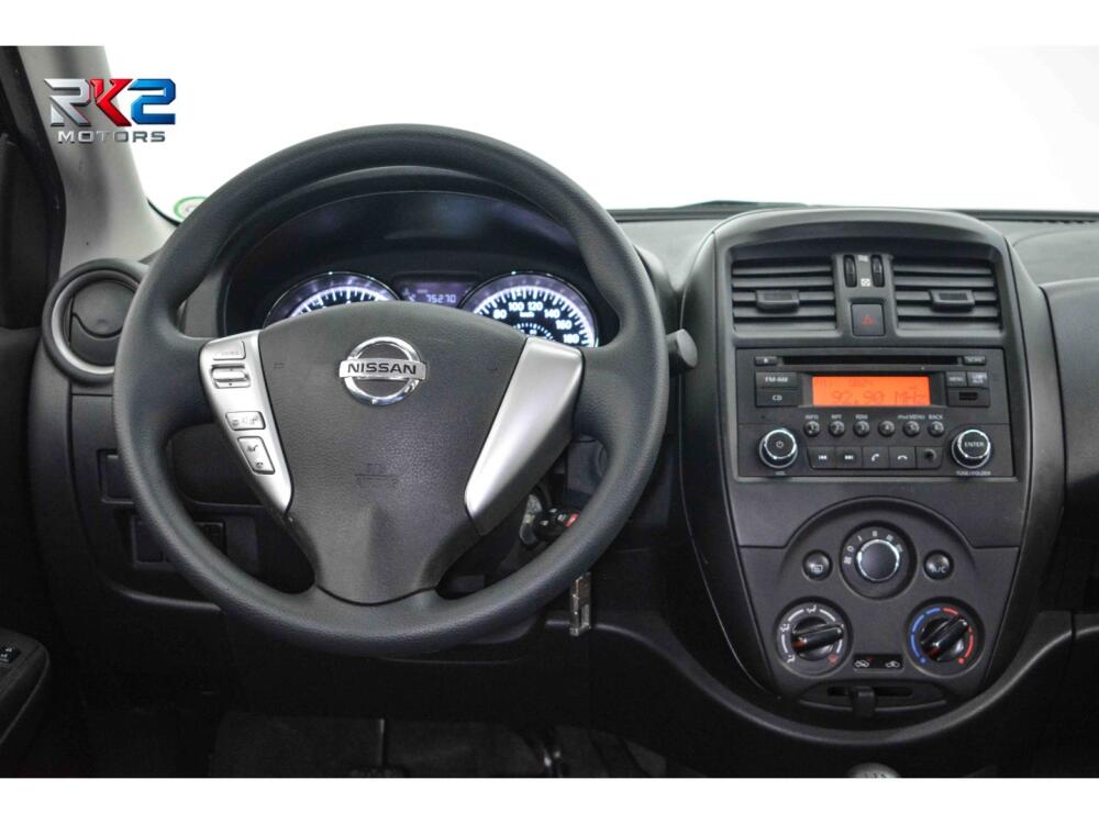 Nissan Versa