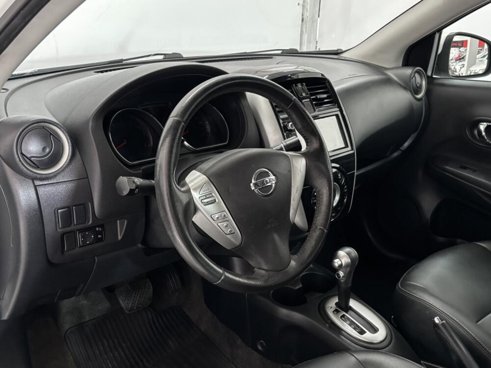 Nissan Versa